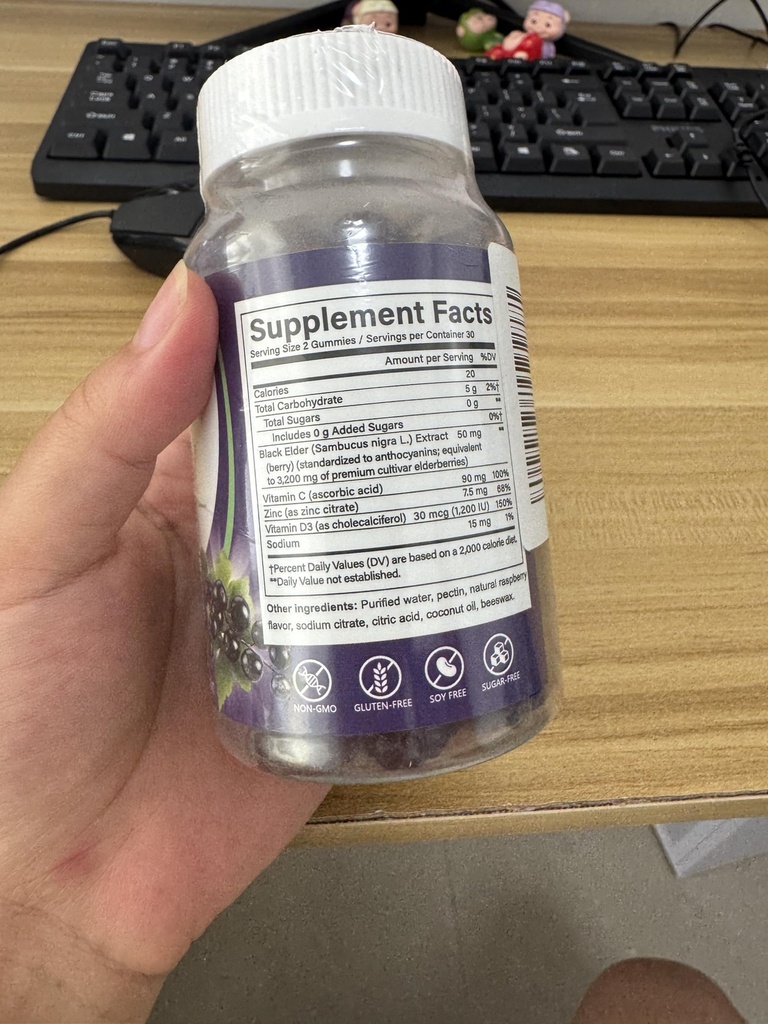 sambucus-elderberry-gummies-with-vitamin-3.jpg