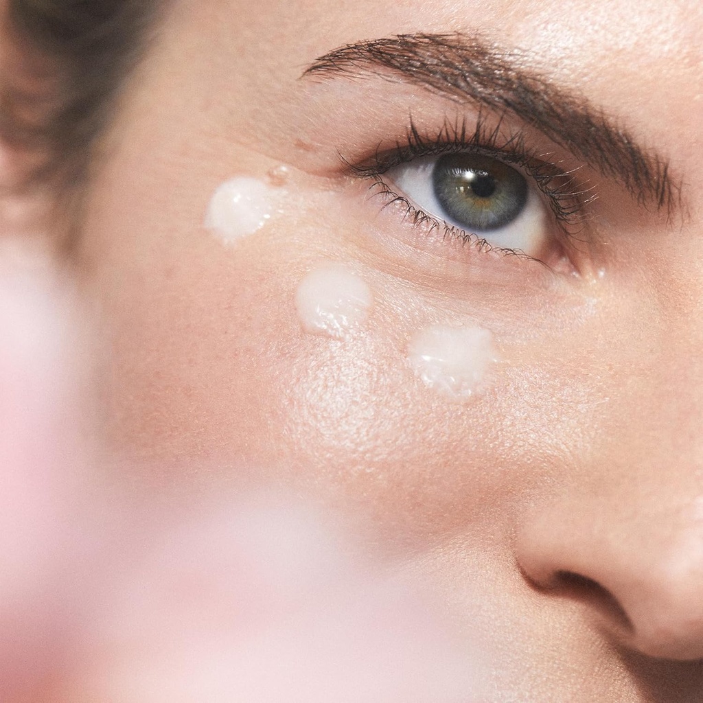 kora-organics-berry-bright-firming-vitam-3.jpg