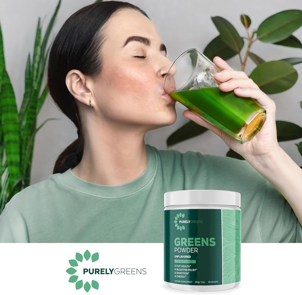 superfood-powder-with-spinach-kale-beet--4.jpg